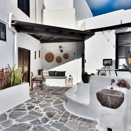 Vivienda Vacacional El Patio De Franky Тегисе Экстерьер фото