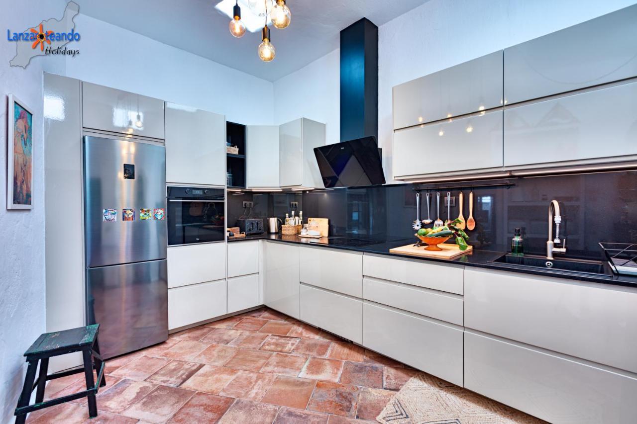 Vivienda Vacacional El Patio De Franky Тегисе Экстерьер фото