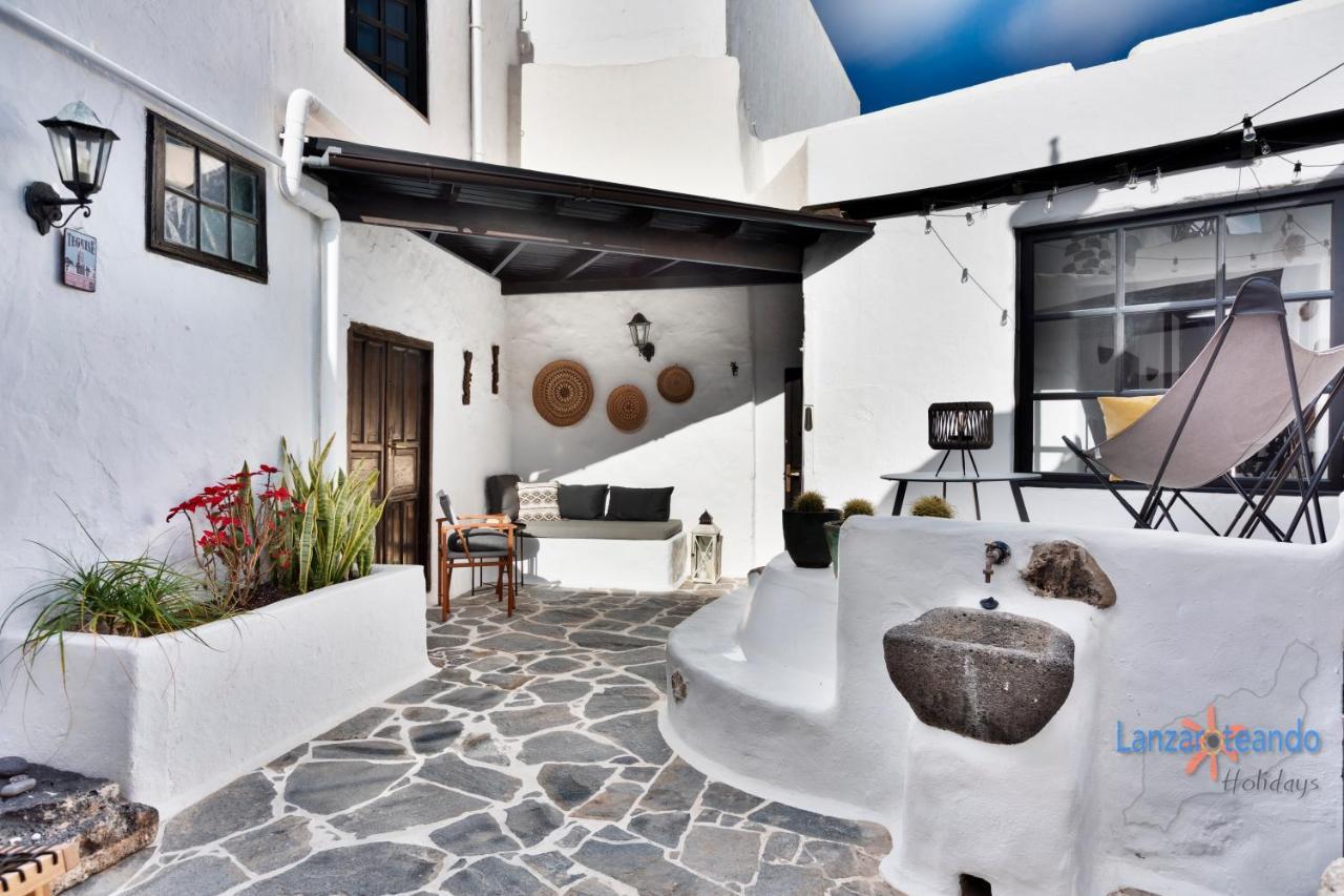 Vivienda Vacacional El Patio De Franky Тегисе Экстерьер фото